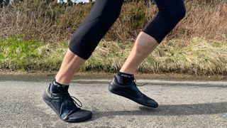 How to start barefoot running