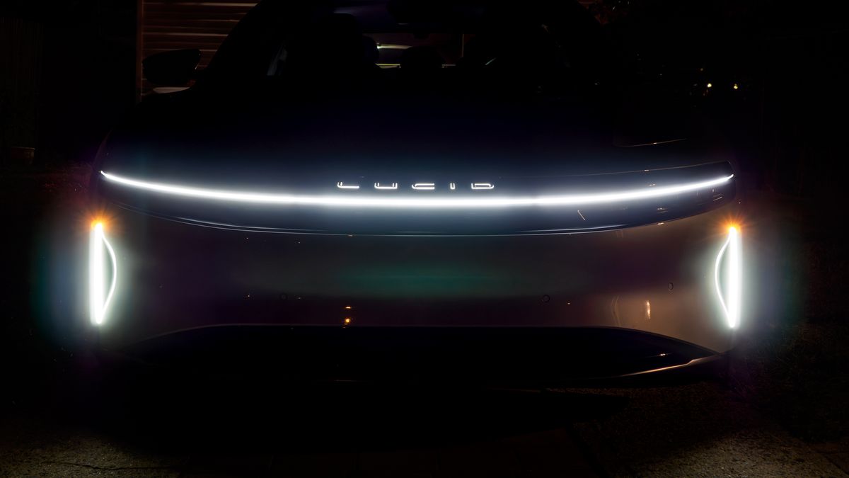 2026 Lucid Air Touring review.