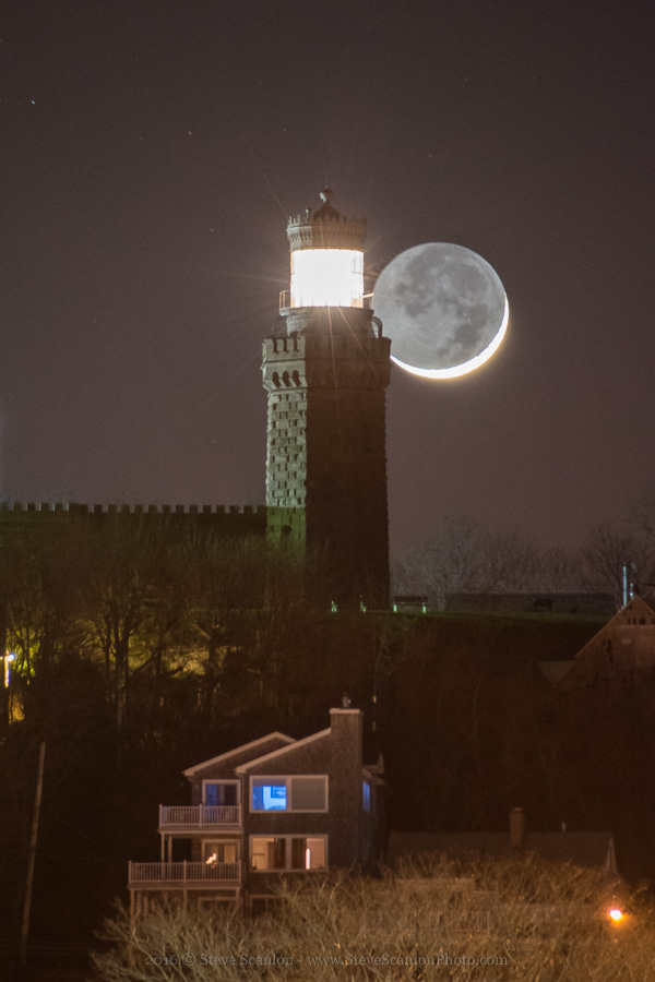 Moon Setting at Navesink Highlands, New Jersey