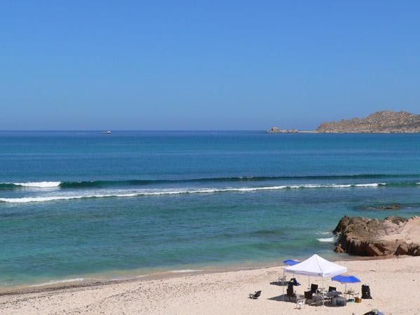 Ah, a seaside lunch awaits on the Sea of Cortez.