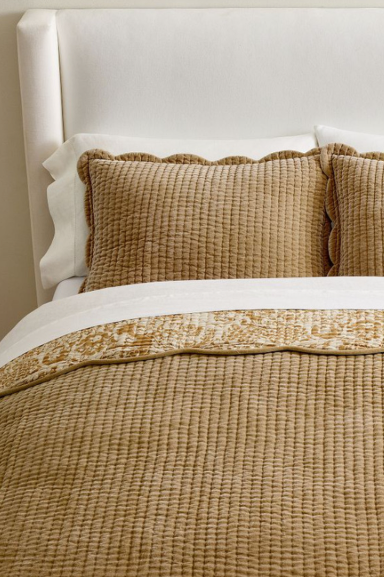 Pottery Barn, Velvet Scallop Edge Reversible Bedspread