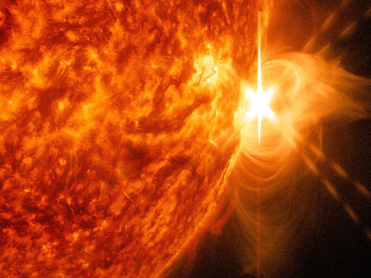 x-class solar flare april 24, 2014