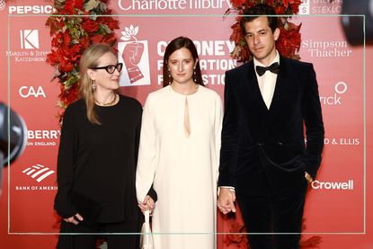 Meryl Street daughter pregnant - Meryl Streep, Grace Gummer and Mark Ronson attend the Clooney Foundation For Justice Inaugural Albie Awards at New York Public Library on September 29, 2022 in New York City