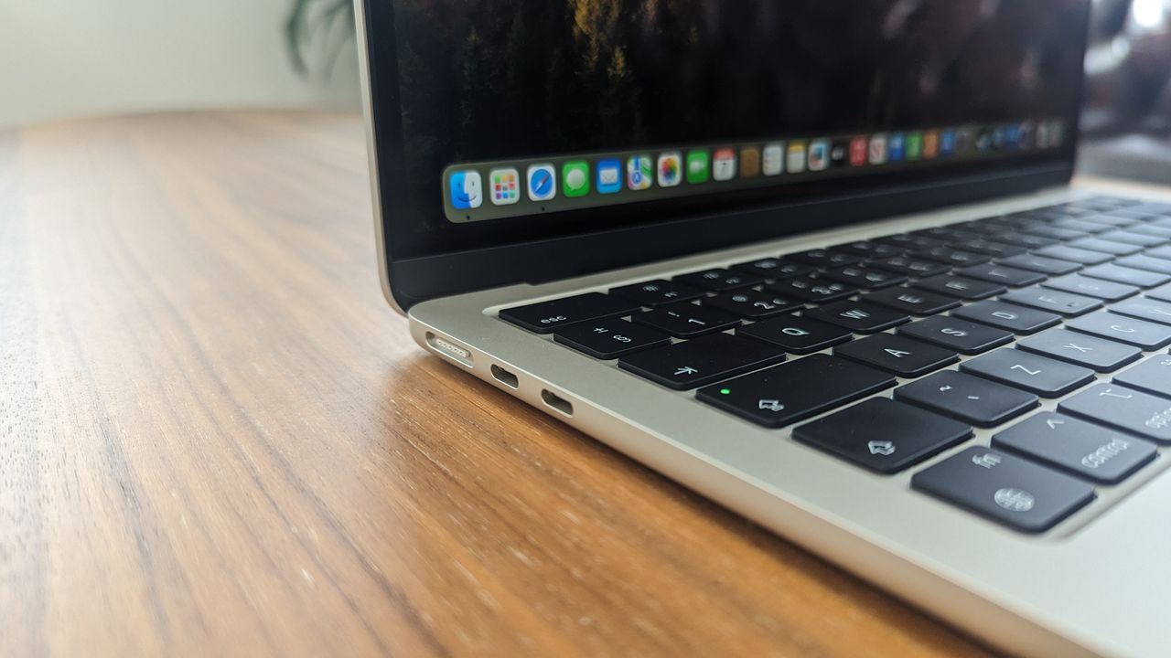 MacBook Air 13" (M3)