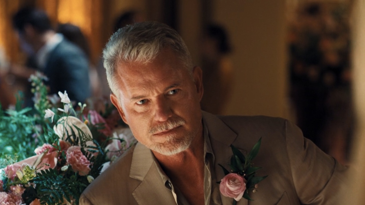 Eric Dane dressed in a suit in the Euphoria Season 3 wedding.