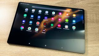 Samsung Galaxy Tab S8 Ultra review: tablet on a wooden table
