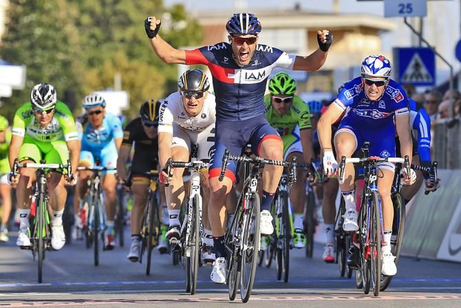 Matteo Pelucchi (IAM Cycling) wins in Tirreno-Adriatico