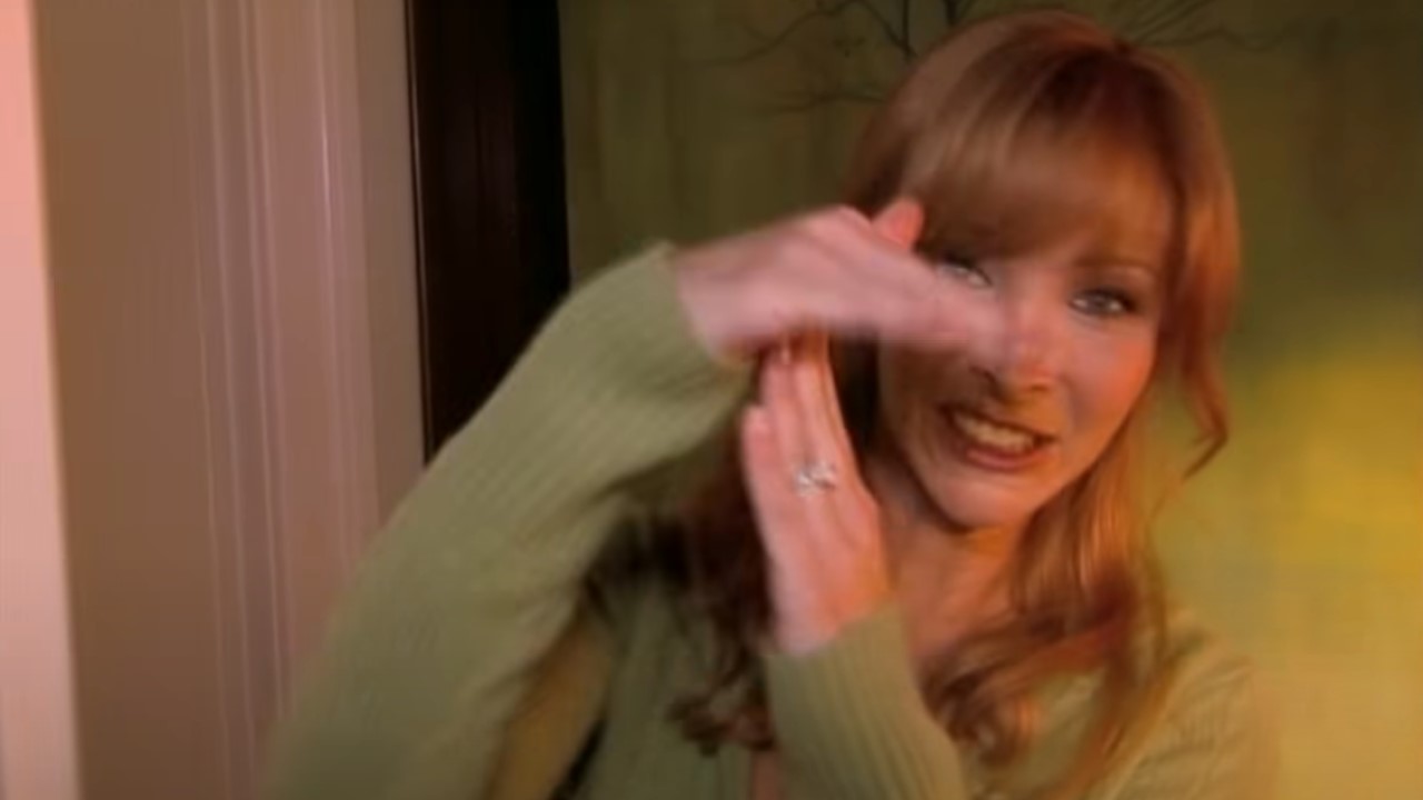 I'm A Major Friends Fan Who Just Watched The Comeback, And I’ll Never Look At Lisa Kudrow The Same Way Again