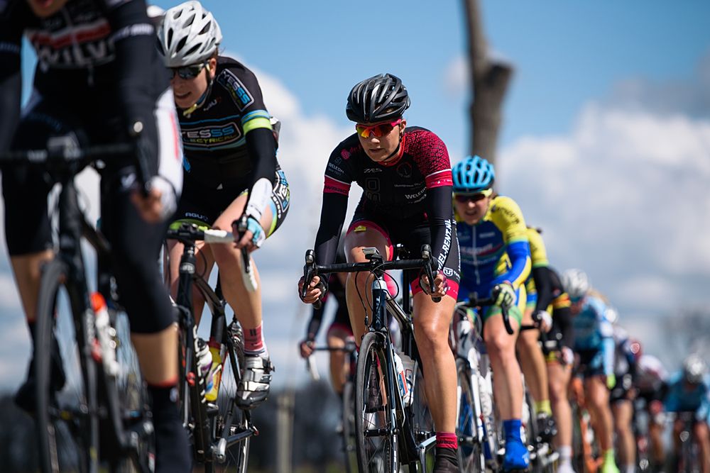 In one long line through the strong Zeeland winds at Omloop van Borsele 2016