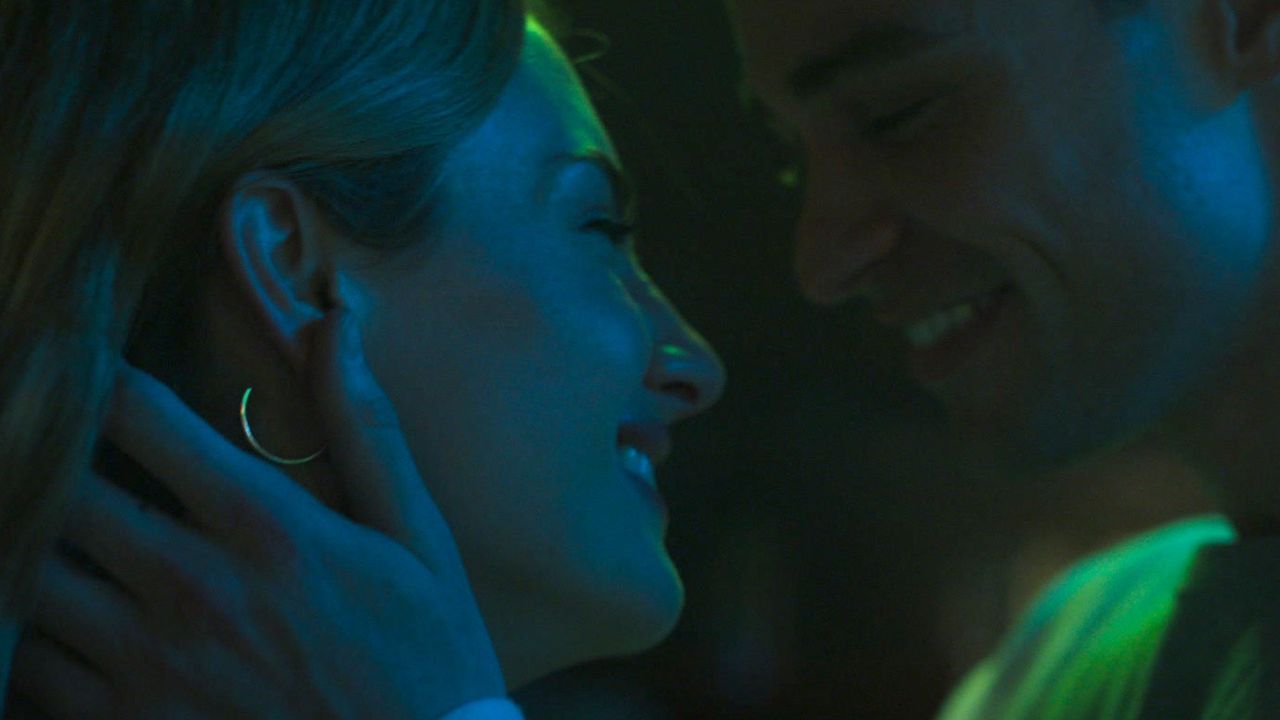 Grave Van Patten and Thomas Doherty in Tell Me Lies