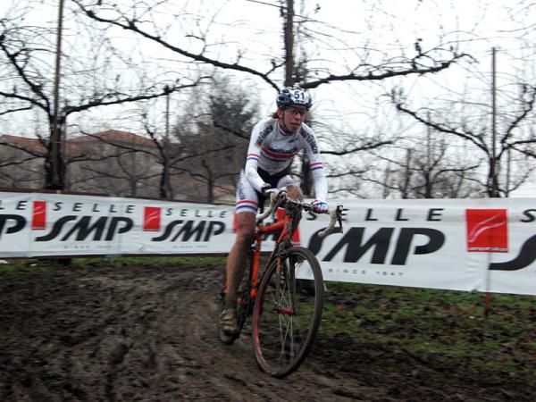 British national champion Helen Wyman (Kona-FSA) alone in the race lead.