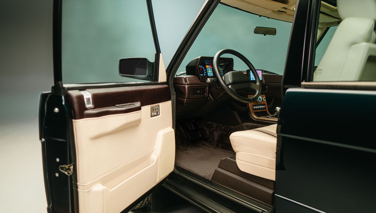 The custom interior for the Nevada Range Rover Classic