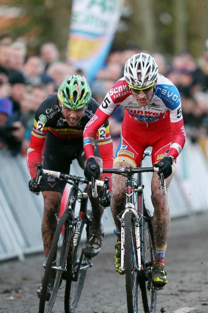 Klaas Vantornout (Sunweb-Revor) gapped Sven Nys (Landbouwkrediet-Euphony) before the finishing straight and held off the Belgian champion for the win.