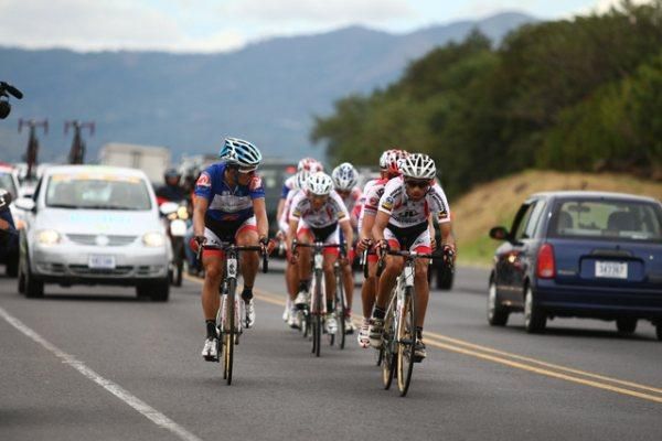 There was plenty of watching going on as the break tried to capitalise on the bit of leash it was given.