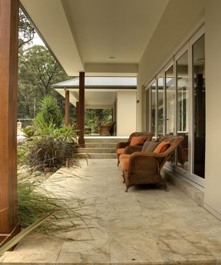 marble patio design with chairs