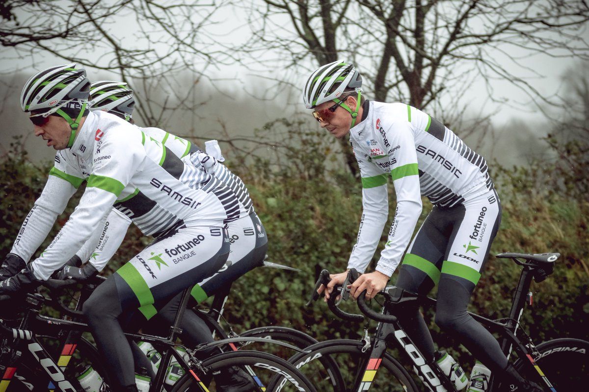 Warren Barguil trains with his new Fortuneo Samsic teammates