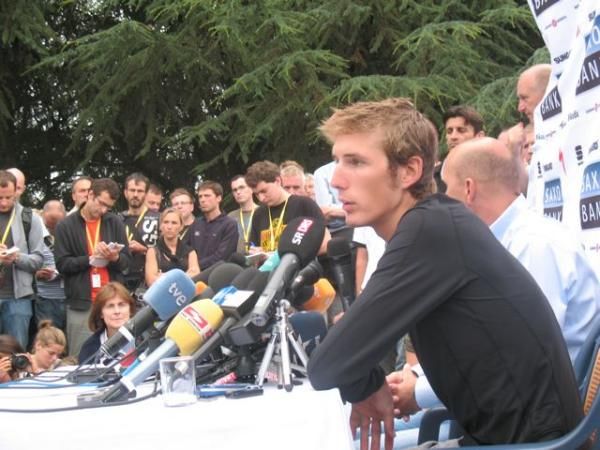 Andy Schleck (Saxo Bank) gives his rest day press conference to a packed house in Pau.