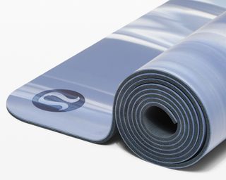 Best yoga mats: Image of blue lululemon yoga mat with marble detail