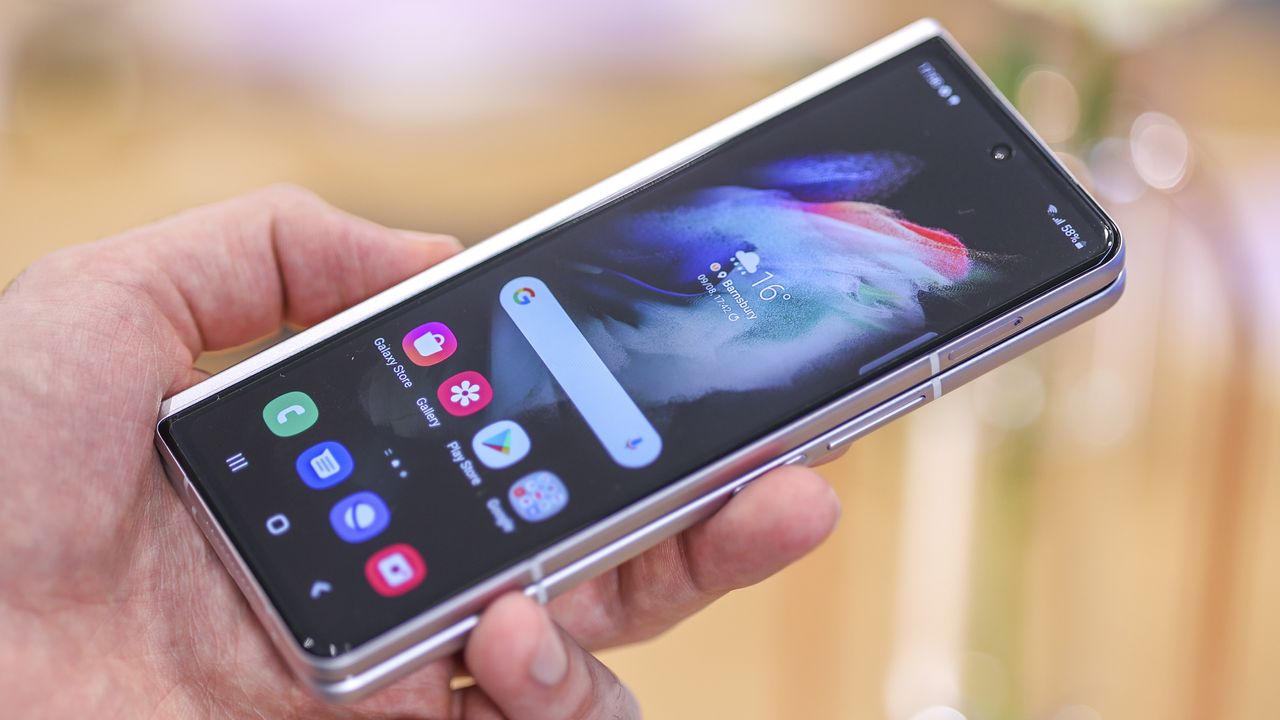 Samsung Galaxy Z Fold 3