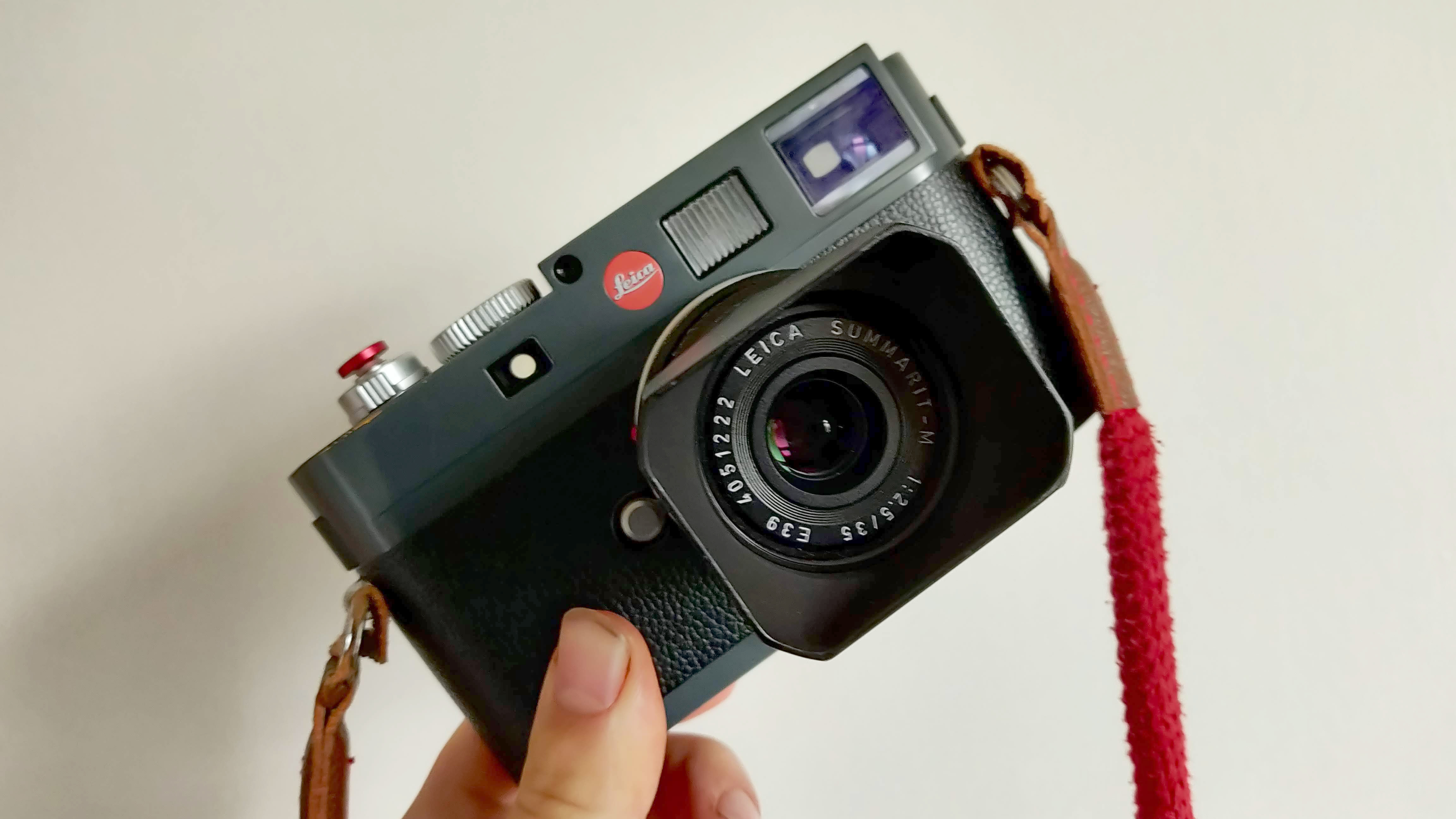 Leica 35mm Summarit-M f/2.5