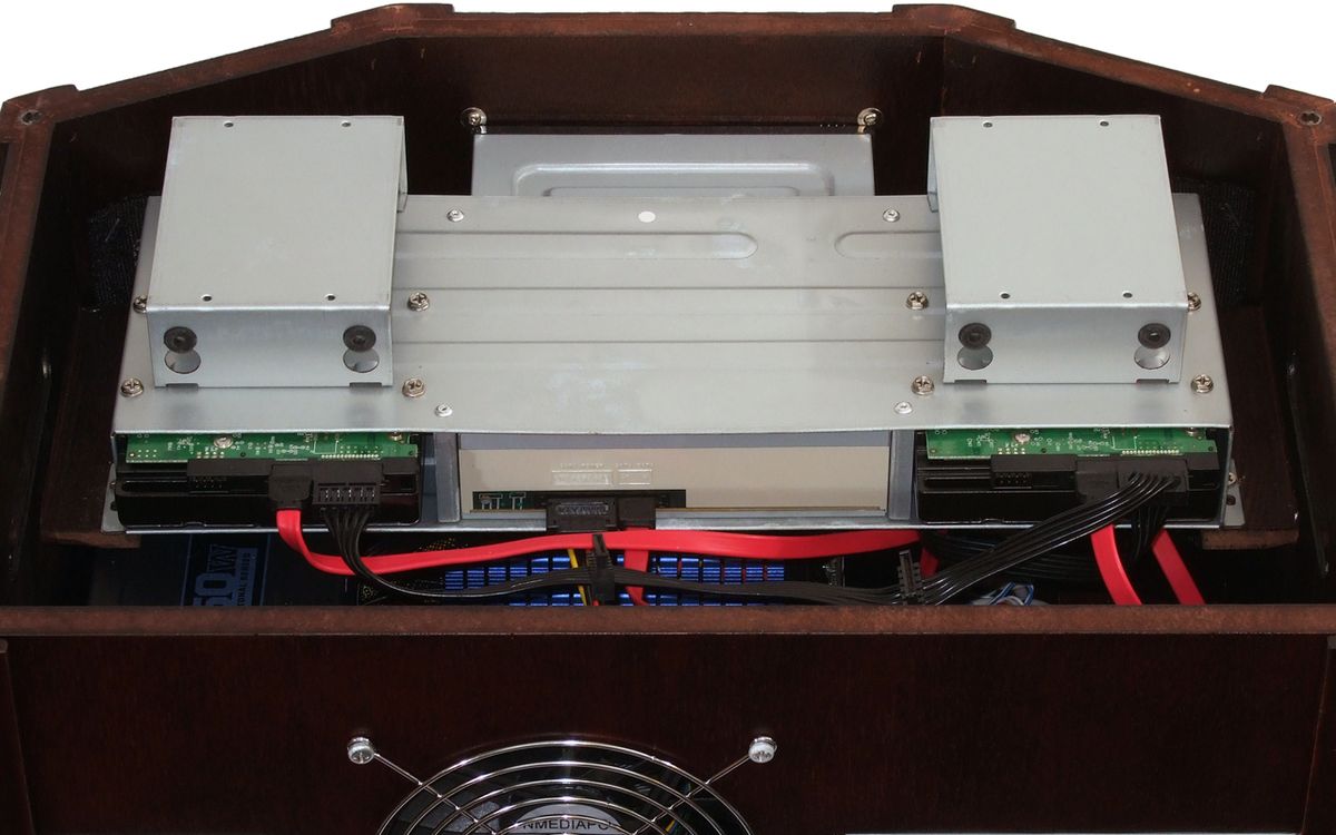 HTPC 8000 Component Installation - Stealthy HTPC: Two Cases To Hide ...