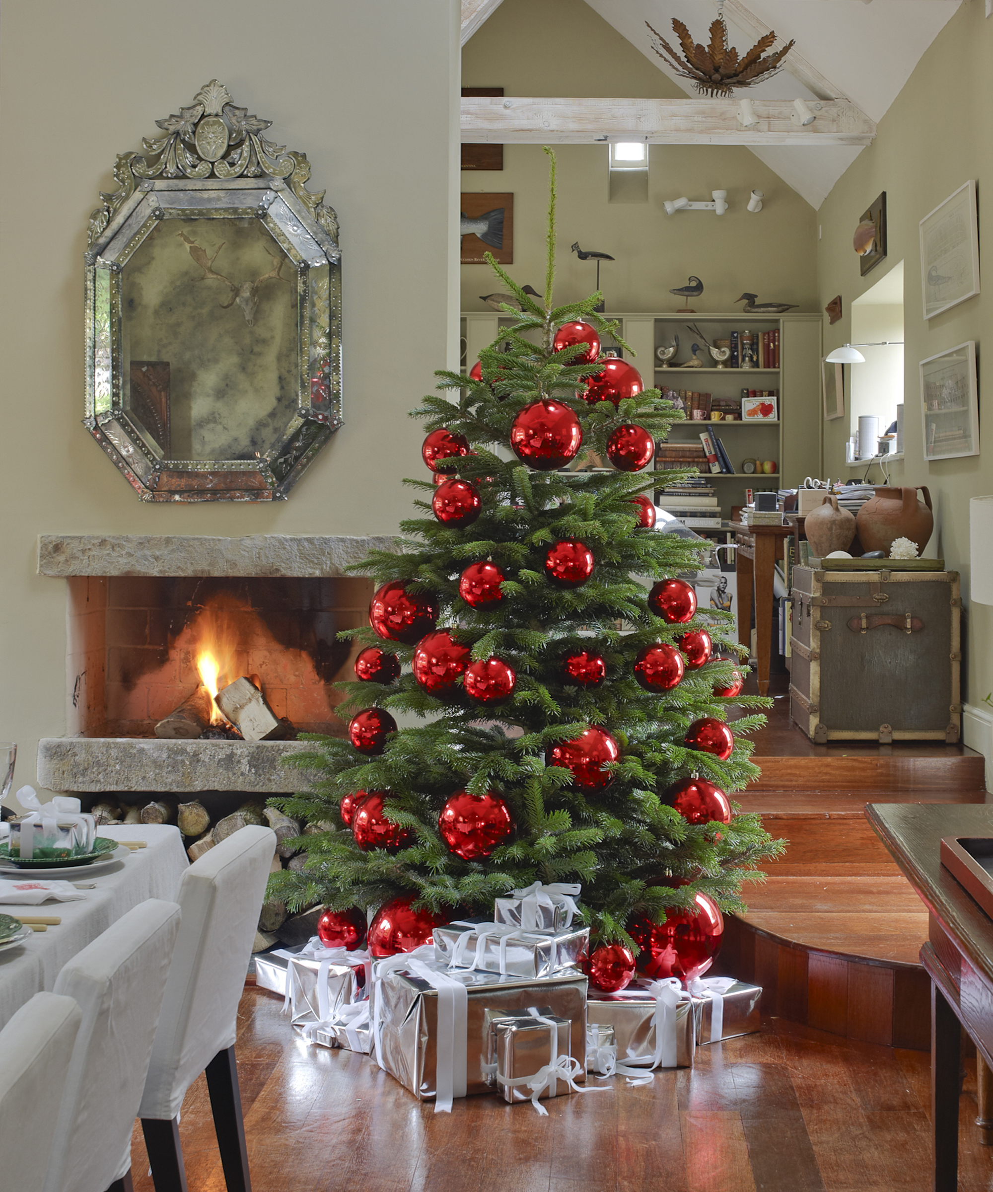 Christmas tree ideas with oversized red baubles