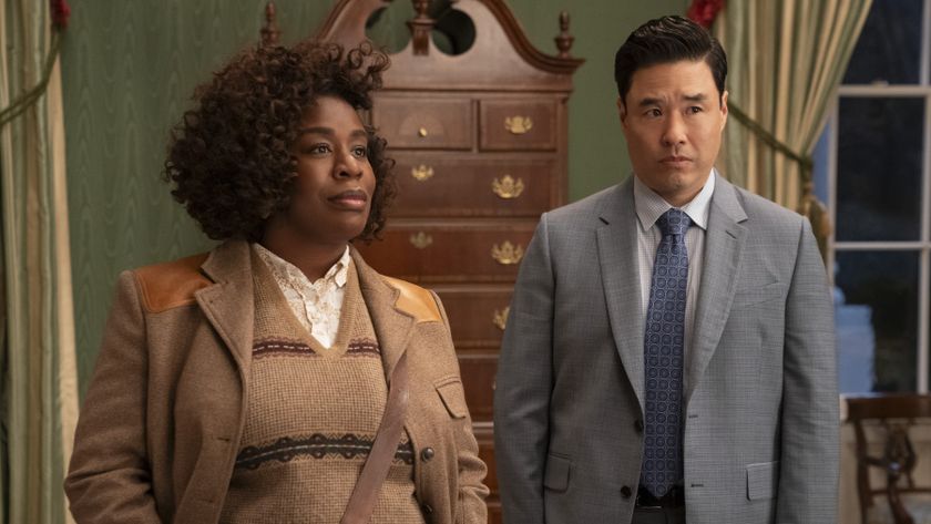 Cupp (Uzo Aduba) and Park (Randall Park) in The Residence