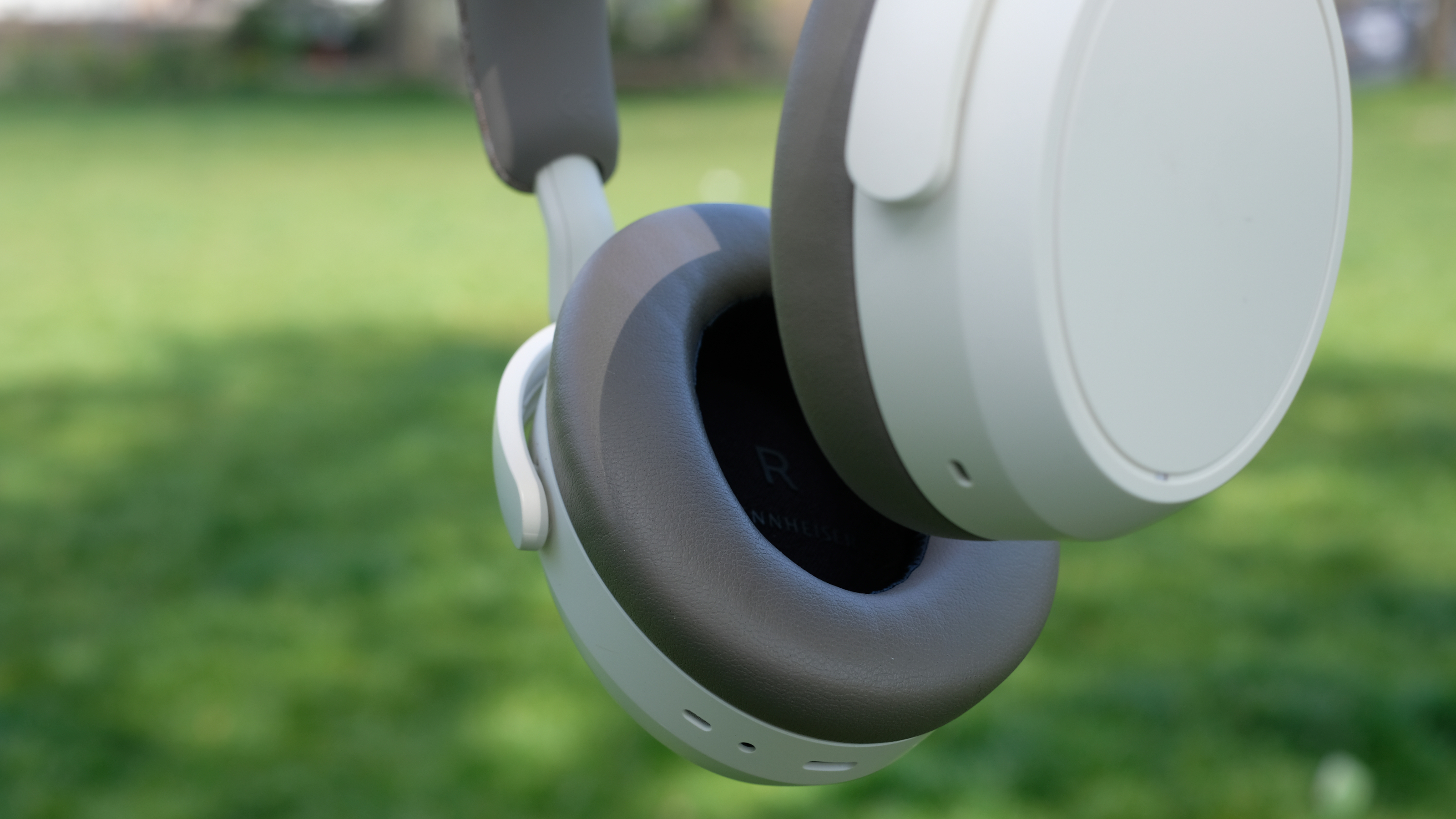 Photograph of Sennheiser Momentum 4 headphones