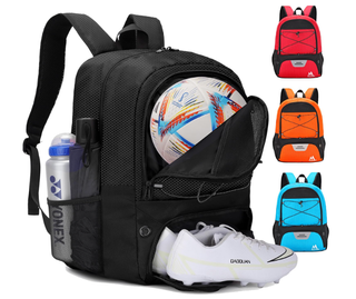 This soccer bag is ideal for your team or one-to-one training sessions
