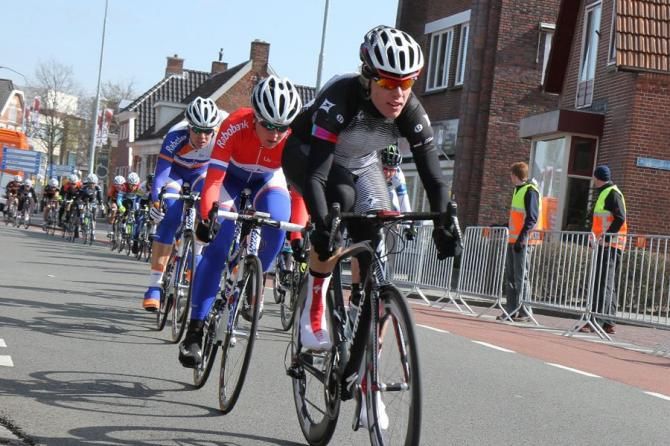 Ellen Van Dijk (Specialized - Lululemon) was pipped on the line by Wild