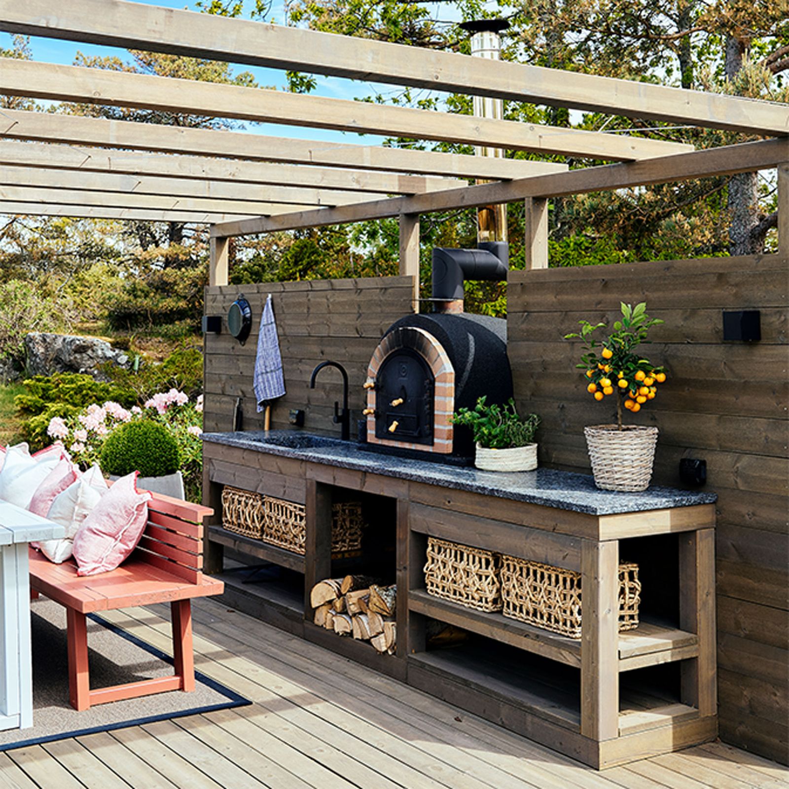 Carry on cooking all-season round with these stylish outdoor kitchen ...
