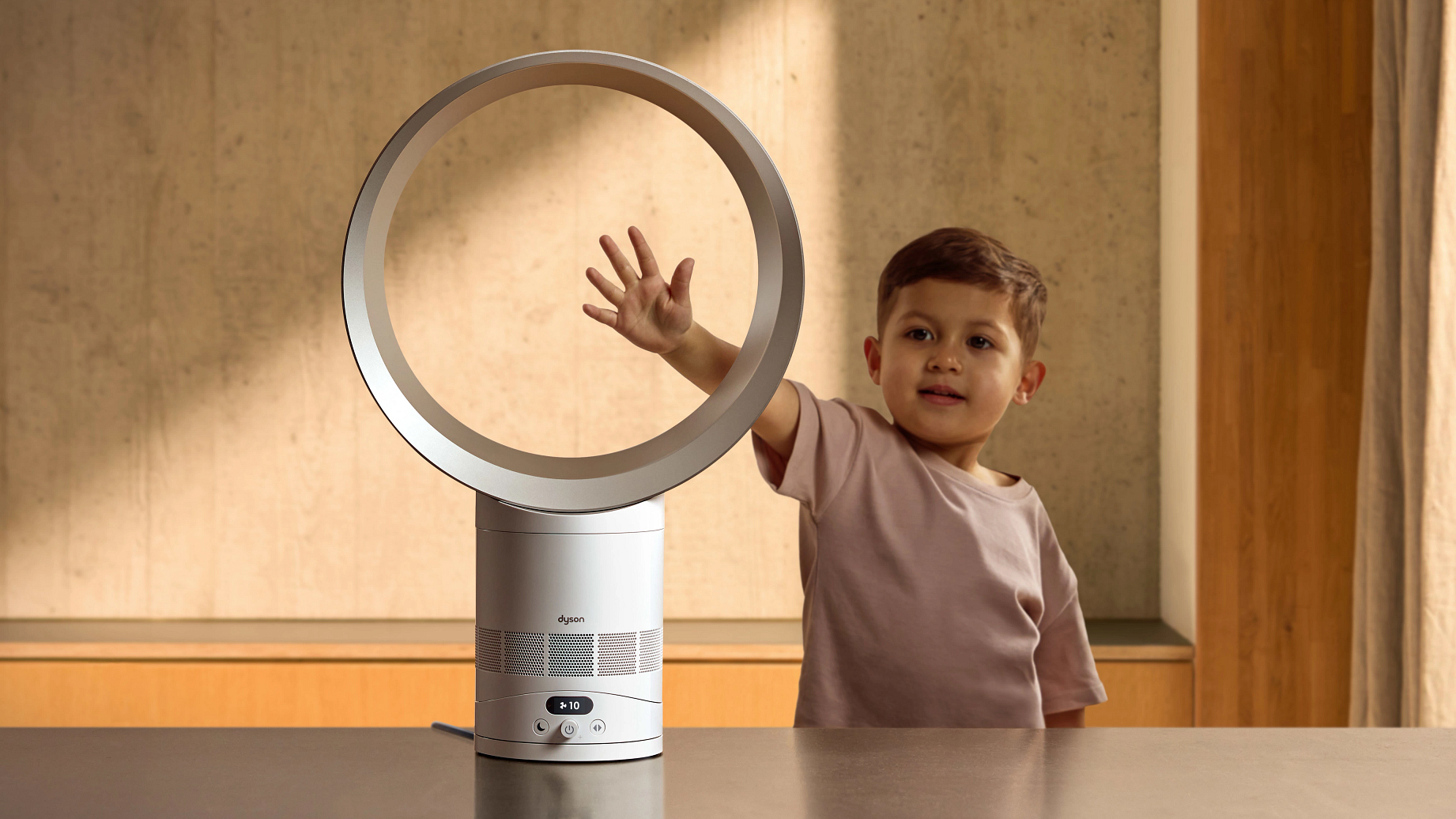 The Original Dyson Bladeless Fan Just Got A Long awaited Revamp And It 