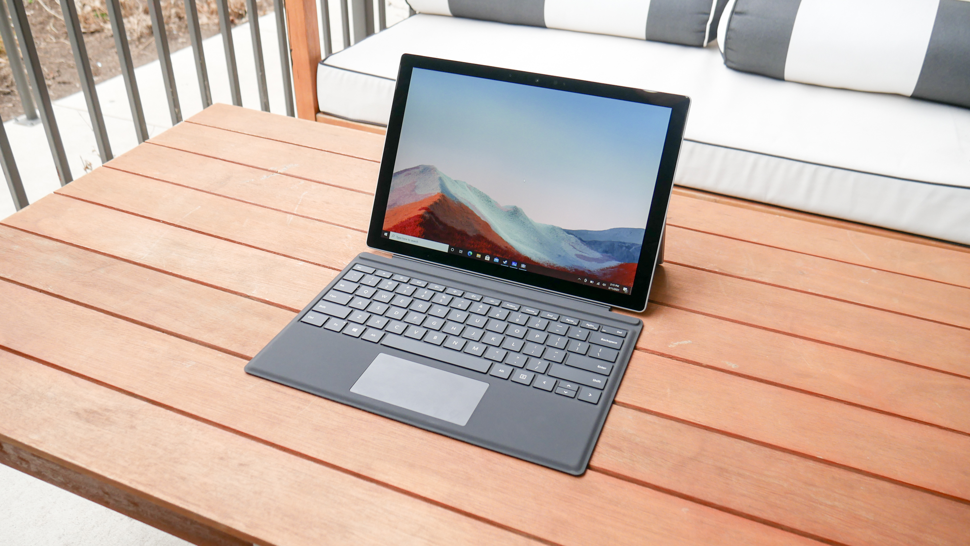 Surface Pro 7+: Portable 2-in-1 Business Laptop - Microsoft