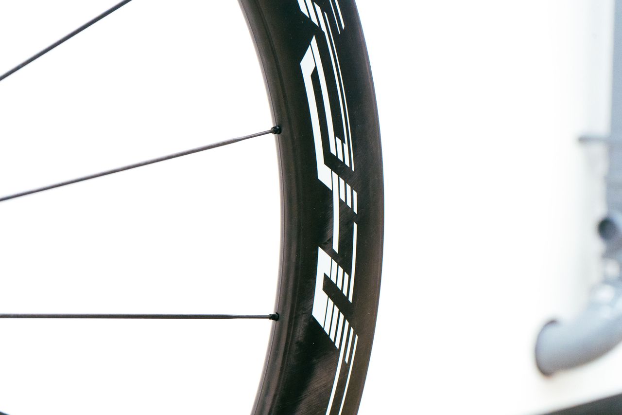 CRW Ultimo 6060