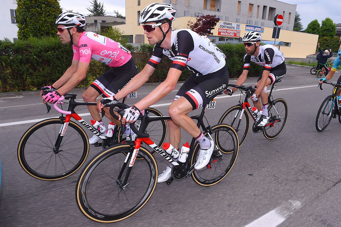 Tom Dumoulin and his Sunweb teammates at the Giro d'Italia