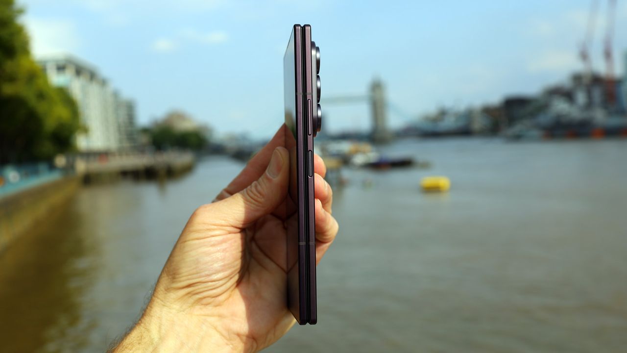 Samsung Galaxy Z Fold 8 Ultra REVIEW