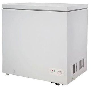 Magic Chef HMCF7W2 Chest Freezer Review - Is It Worth It? | Top Ten Reviews