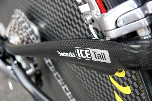Curved seat stays.