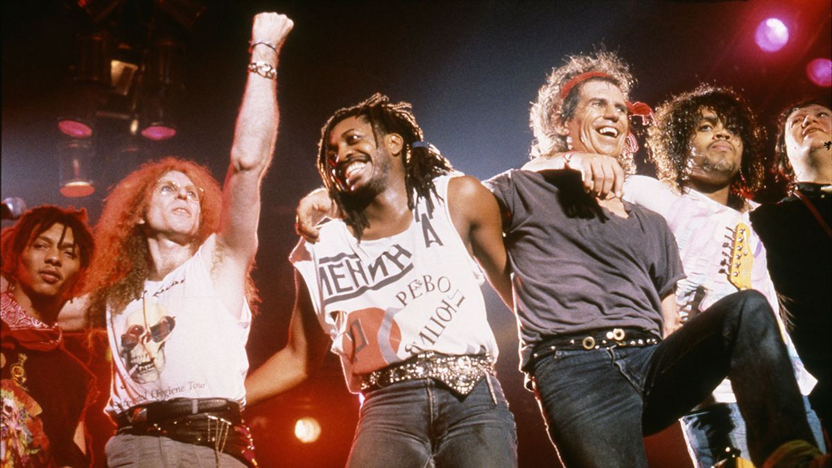 A shot of Keith Richards and the X-Pensive Winos in 1988