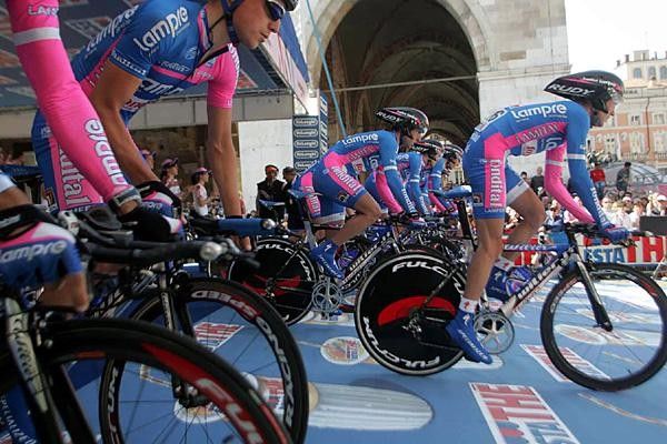 Lampre-Fondital hits the road