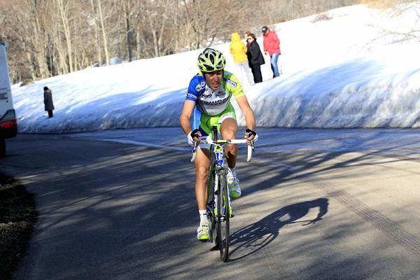 Vincenzo Nibali (Liquigas-Cannondale) en route to a solo victory.