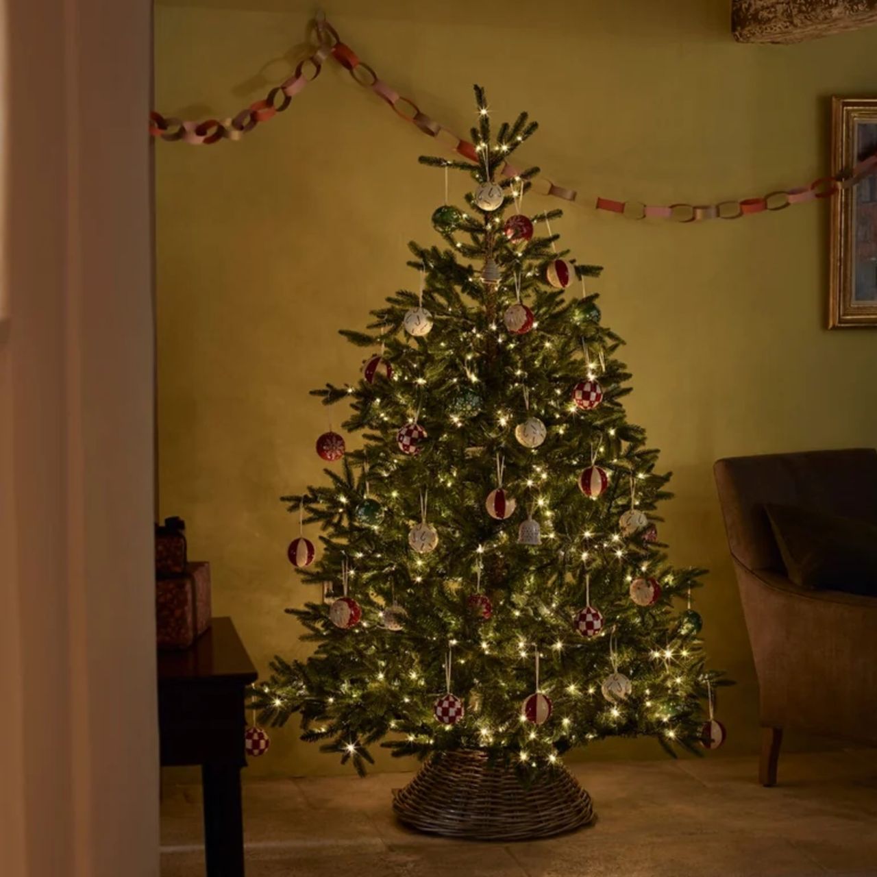 Neptune Windsor 6ft Pre-lit Christmas Tree
