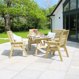 Zest outdoor wooden dining table and chairs