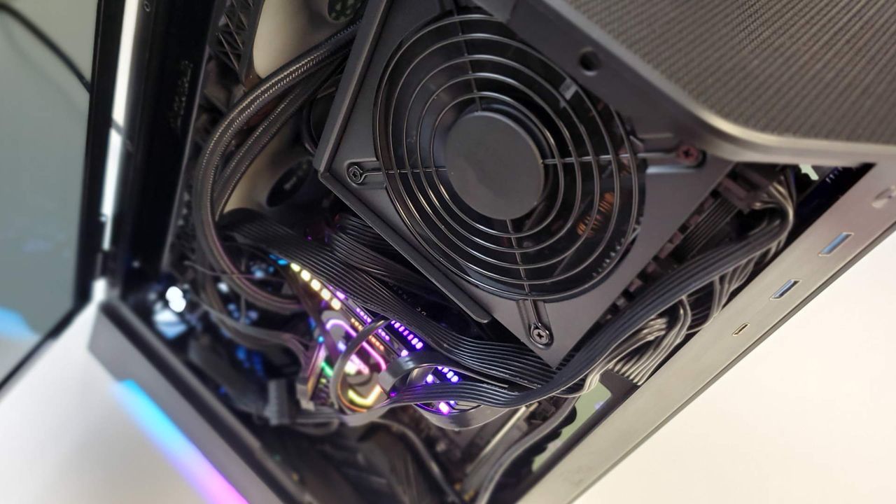 G.Skill Z5i PC case