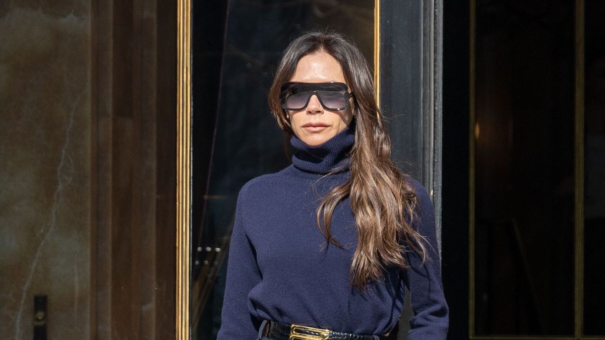 Victoria Beckham inspires us to invest in an LED mask after telling us ...