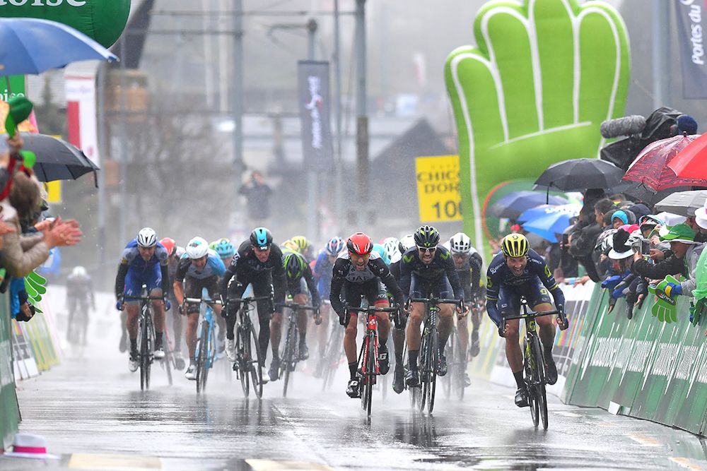 The peloton approaches the finish of stage 1 at Tour de Romandie