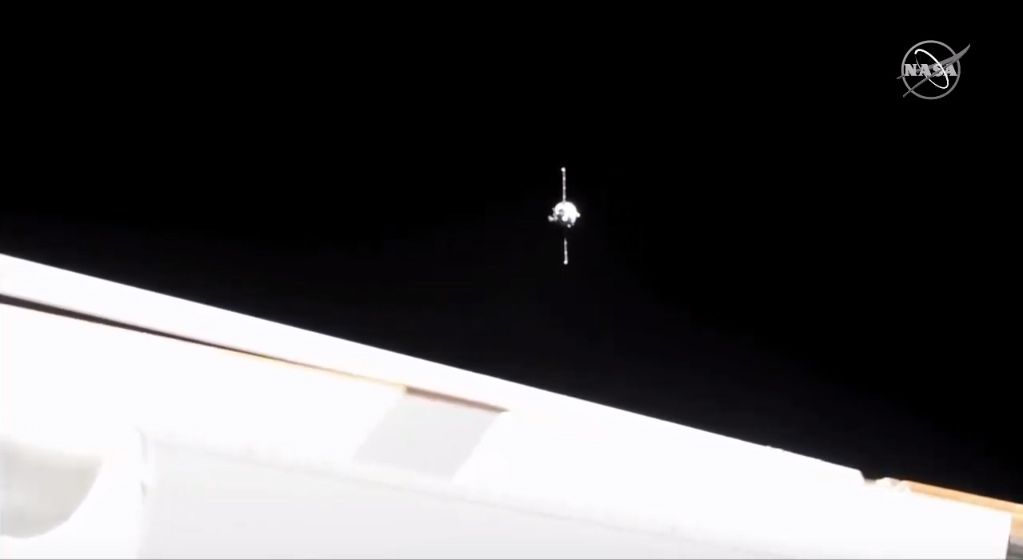 An uncrewed Soyuz MS-14 spacecraft carrying the humanoid robot Skybot F-850 and supplies approaches the International Space Station during an aborted docking attempt on Aug. 24, 2019.