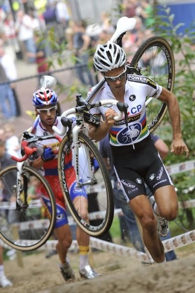 World Champion Niels Albert (BKCP Powerplus) with Zdenek Stybar (Fidea)