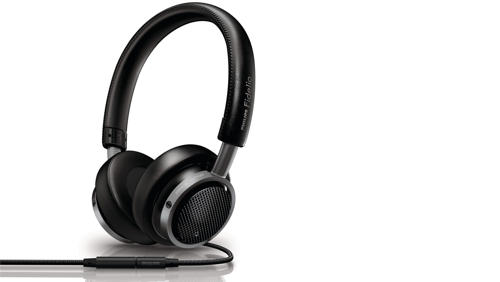 Philips Fidelio M1 on-ear headphones review: Clear-sounding