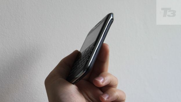BlackBerry Bold 9790 review